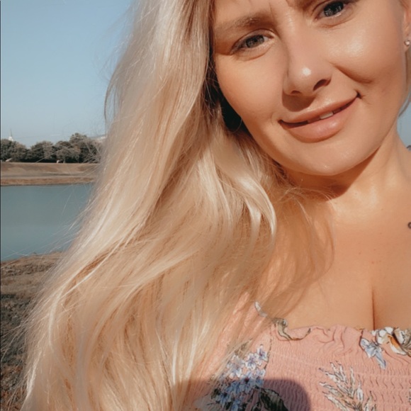 Meet your Posher, ❤️ - Picture 12 of 14